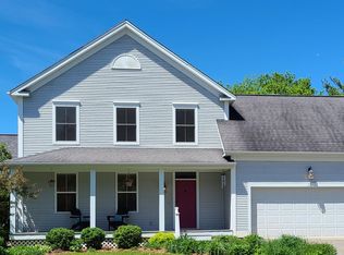 12 Chesapeake Dr, Shelburne, VT 05482