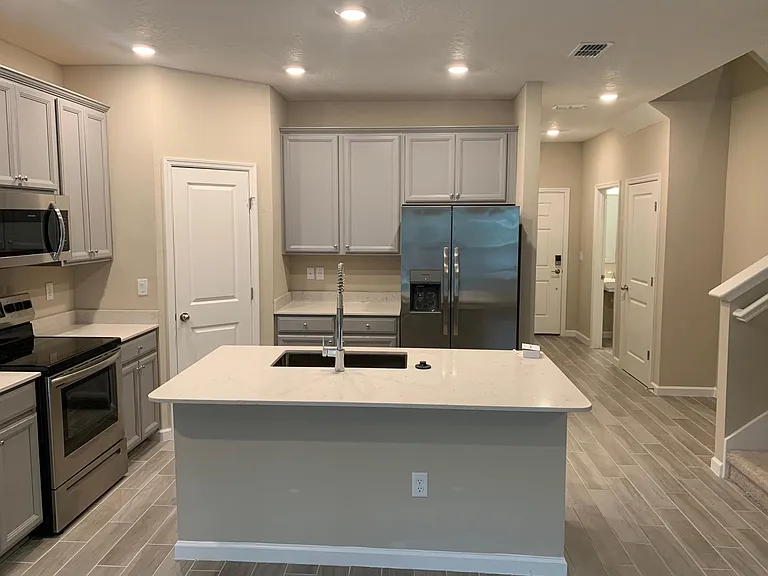 414 Boracay Cir — Photo 10
