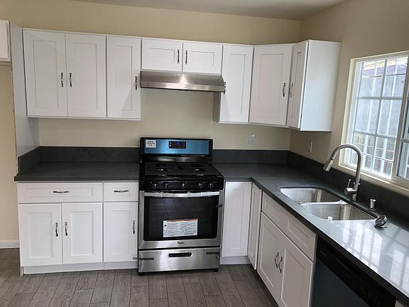 5th image of 4408 S Gramercy Pl