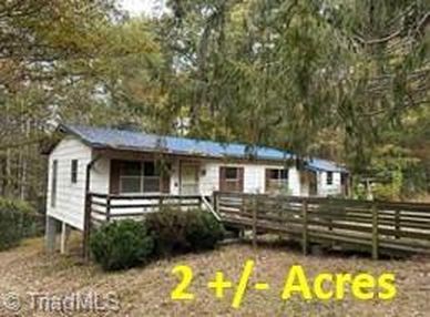 375 Ed Nixon Rd, Thurmond, NC, 28683