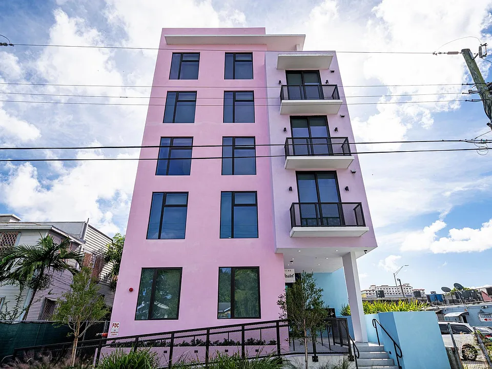 Pastel Apartments