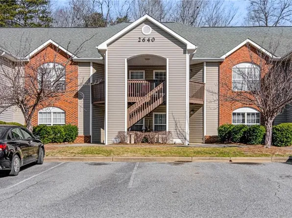 2640 Ingleside Dr APT 2D, High Point, NC 27265