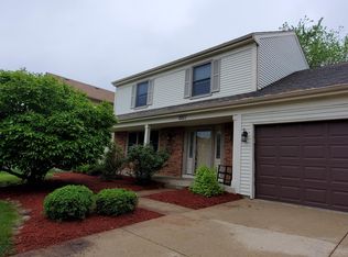 557 Plank Rd, Naperville, IL 60563