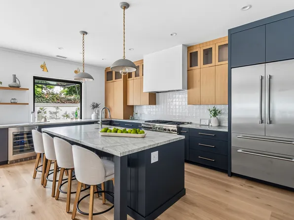 2305 Nelson Ave #B, Redondo Beach, CA 90278