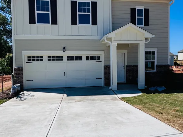 7526 Saffron Ave, Covington, GA 30014