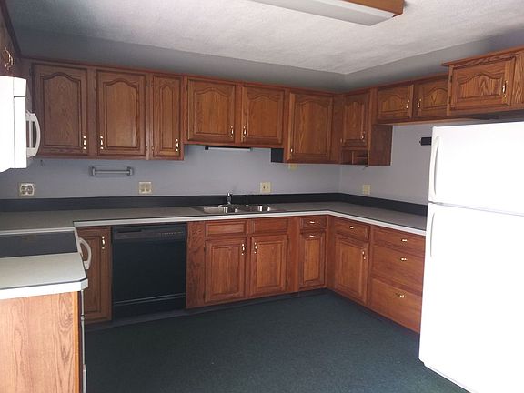 2nd image of 7351 Smithfield Ave