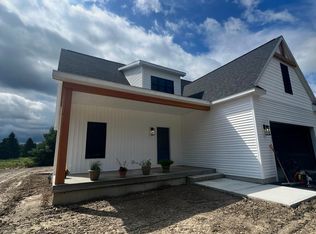 84 Schuurman Rd, Castleton, NY 12033