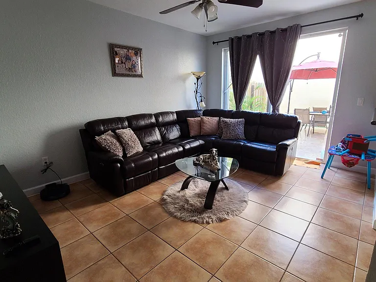 886 SW 149th Ct — Photo 28