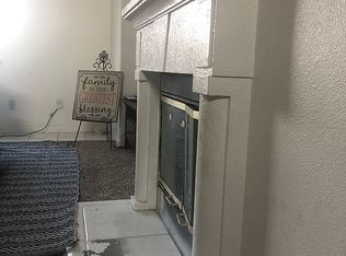 42 N Shelly Ave, Fresno, CA 93727