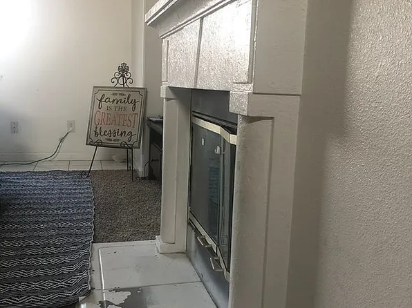42 N Shelly Ave, Fresno, CA 93727