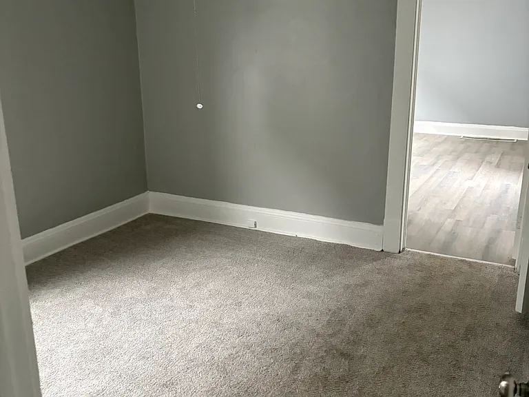 12717 Parkhill Ave — Photo 7