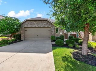 1013 Shire Dr, Aubrey, TX 76227