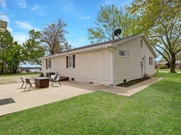 887 N Rebel Sq E, Rockport, IN 47635
