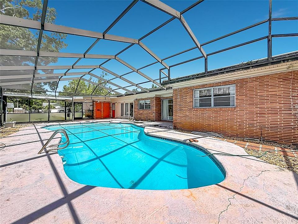 1st image of 605 COURTNEY DRIVE