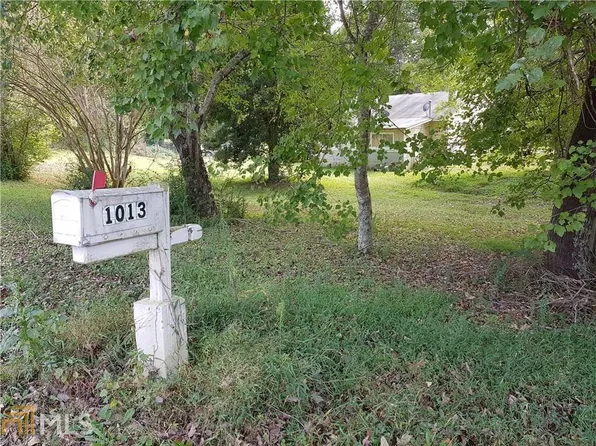 1013 Mulberry Trl, Winder, GA 30680