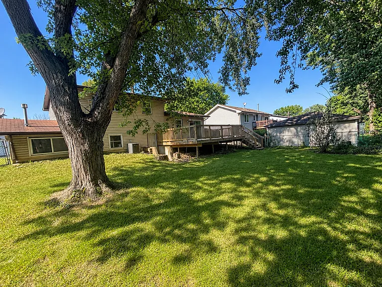 359 Ruth Cir — Photo 15