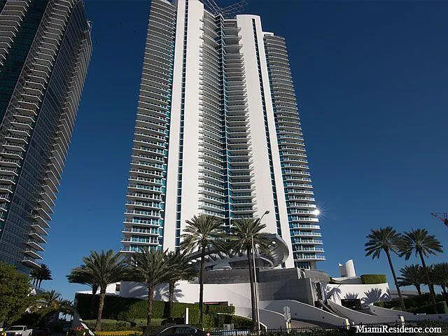 17001 Collins Ave #4204 — Photo 33