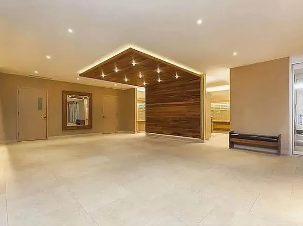 245 East 19th Street image 2 of 3