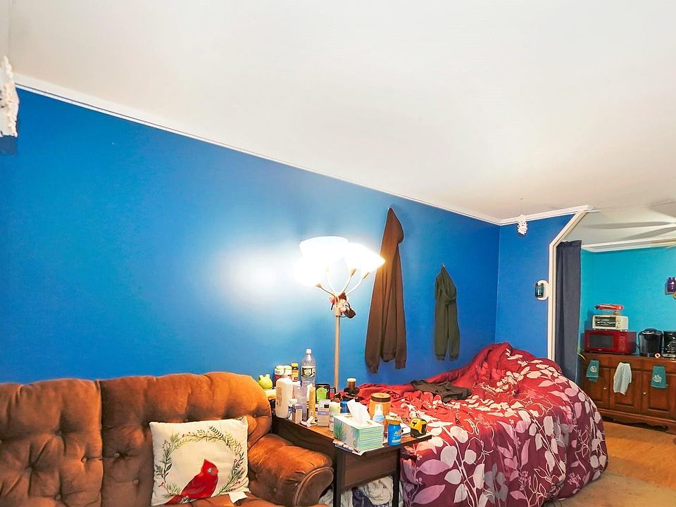 1st image of 209 N Evergreen Dr