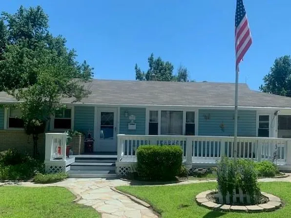 112 Gill Dr, Midwest City, OK 73110