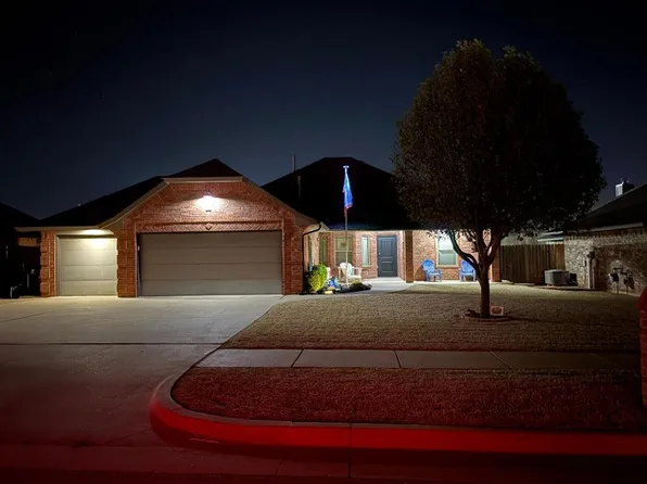 11041 NW 8th St, Yukon, OK 73099