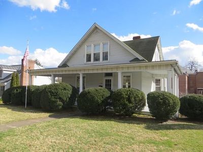 126 W Valley St, Abingdon, VA, 24210