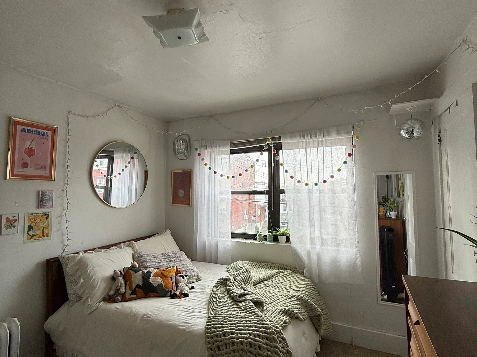3444 Ward St — Photo 2