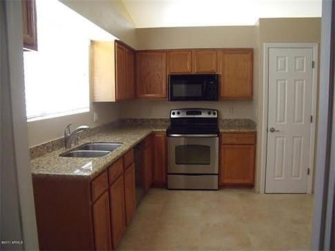 2nd image of 5135 E Evergreen St Unit 1226