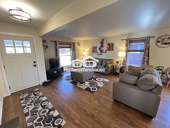 4th image of 8066 S Rosemary Ct