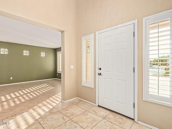 4th image of 43413 W DELIA Boulevard