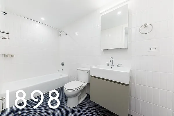 Rented by A&E Real Estate Management | media 9