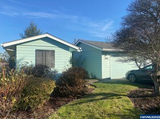 1942 Cuckoo Ct NW, Salem, OR