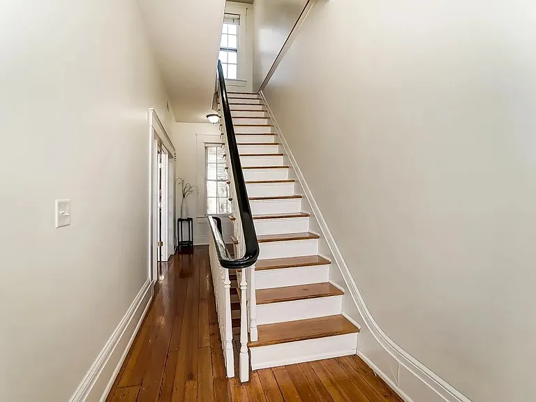 332 Milton St #2 — Photo 15