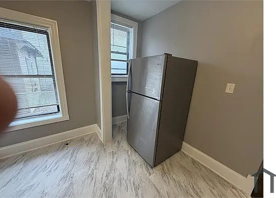 2 bed, $1,686 — Photo 2