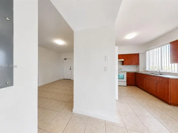 115 SW 42nd Ave APT 501, Miami, FL 33134