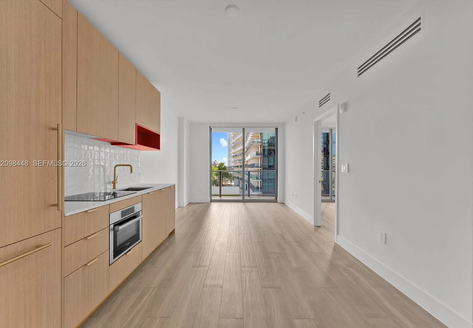 1 bed, 1.0 bath, $3,350 — Photo 2
