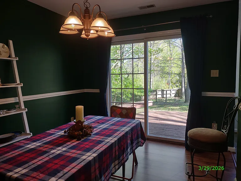 This photo has not been altered in any way: no edits or filters have been applied to try to deceive the viewer by having the room appear larger or brighter than it actually is.