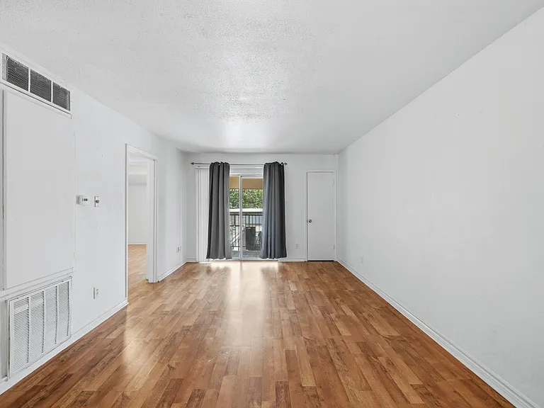 3131 Cummins St #80 — Photo 14