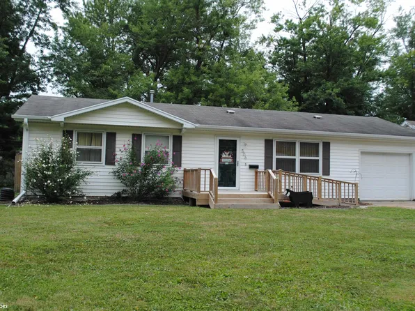 506 E Pierce Ave, Fairfield, IA 52556