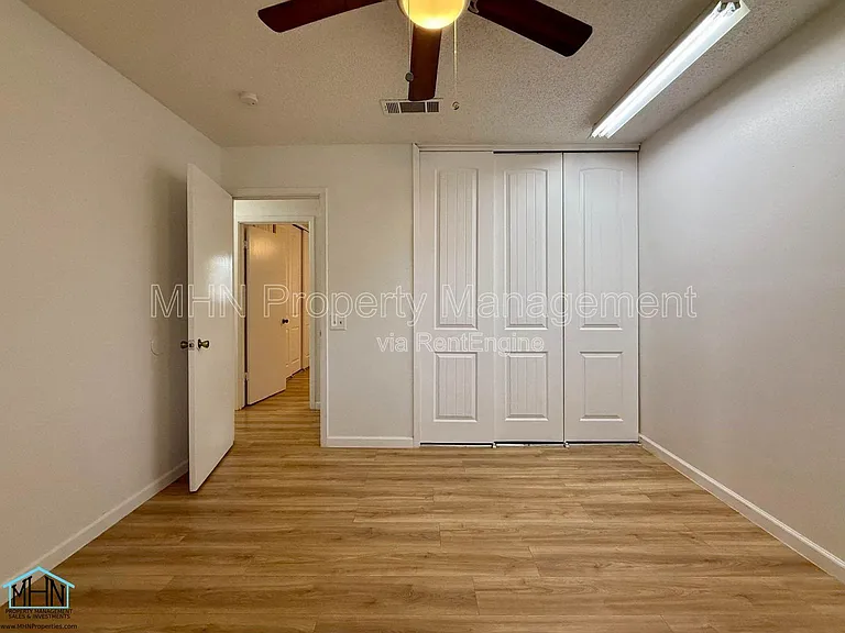 9607 Gold Hill Dr — Photo 10