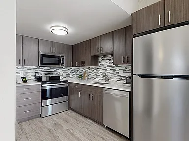 Studio/1BA 500sf