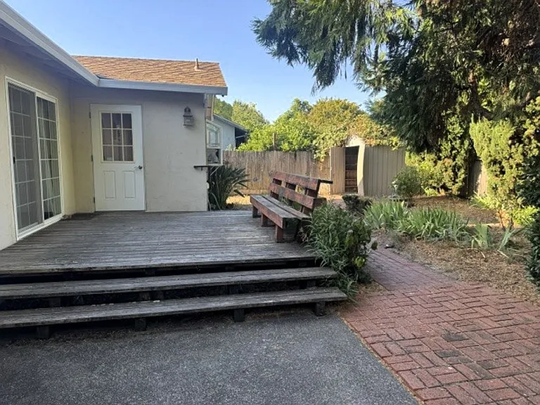349 Brockhurst Dr — Photo 16
