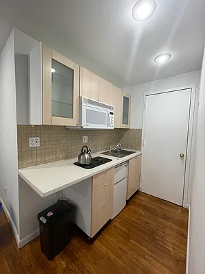 Rented by Corcoran | media 19