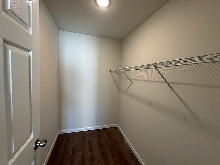 463 Bridge St — Photo 9