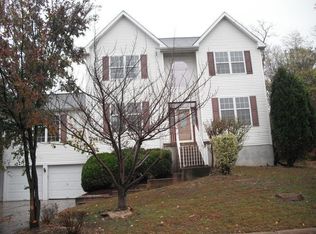 31 Bisbee Dr, Burlington, NJ 08016