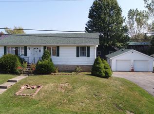 548 Mansfield Ave, Star City, WV 26505