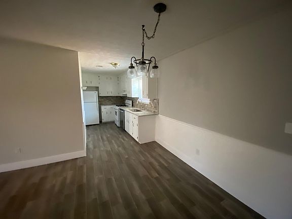 5th image of 2130 Woodvalley Clos