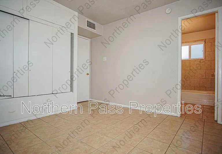 1317 Saint Johns Dr #6 — Photo 10