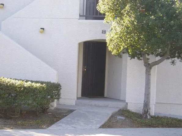 21103 Gary Dr APT 201, Castro Valley, CA 94546