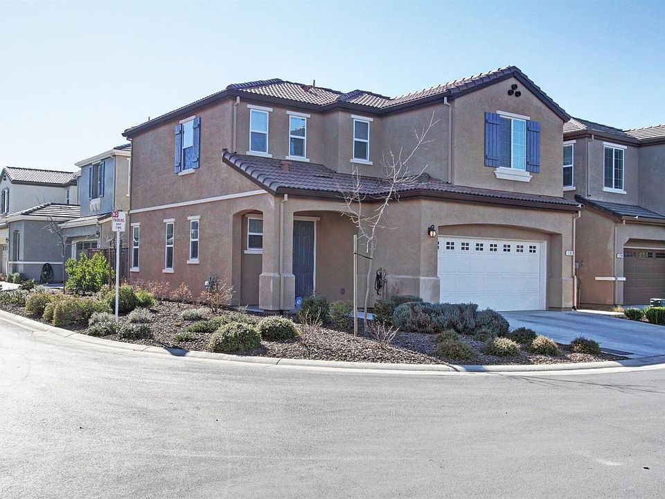 1st image of 1201 Oakbriar Cir